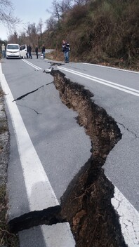 ΚΛΙΜΑΚΙΟ ΓΕΩΛΟΓΩΝ ΤΟΥ ΠΑΡΑΡΤΗΜΑΤΟΣ ΠΕΛΟΠΟΝΝΗΣΟΥ ΤΟΥ ΓΕΩΤ.Ε.Ε. ΠΡΑΓΜΑΤΟΠΟΙΗΣΕ ΑΥΤΟΨΙΑ ΣΤΙΣ ΚΑΤΟΛΙΣΘΗΣΕΙΣ ΤΟΥ Ν. ΜΕΣΣΗΝΙΑΣ